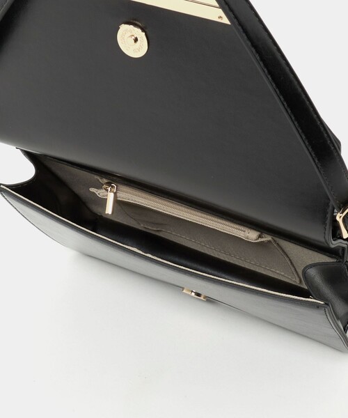 green label relaxing（グリーンレーベルリラクシング）の「2WAY ダブルフラップ ポシェット バッグ（ハンドバッグ・レディース・ブラック/ライトブルー・FREE）」の21枚目の写真