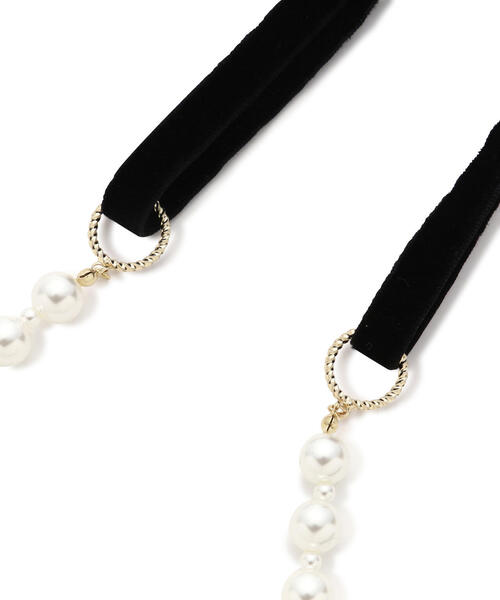 EDIT COLOGNE（エディットコロン）の「ベロアリボンパールネックレス（ネックレス・レディース・ブラック・ﾌﾘ-）」の2枚目の写真