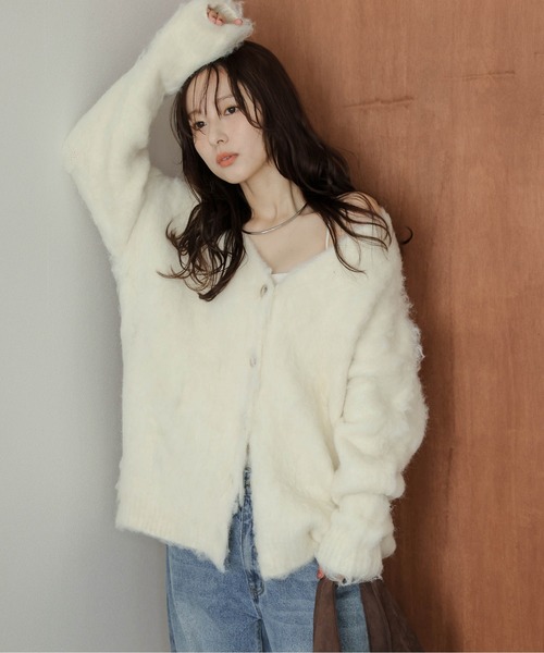 AMELY(エミリー)の「ルーズシャギー ニットカーディガン(カーディガン/ボレロ・レディース・グレー/ブラック/アイボリー/ブラウン/ピンク/グリーン/オレンジ・フリー)」の9枚目の写真
