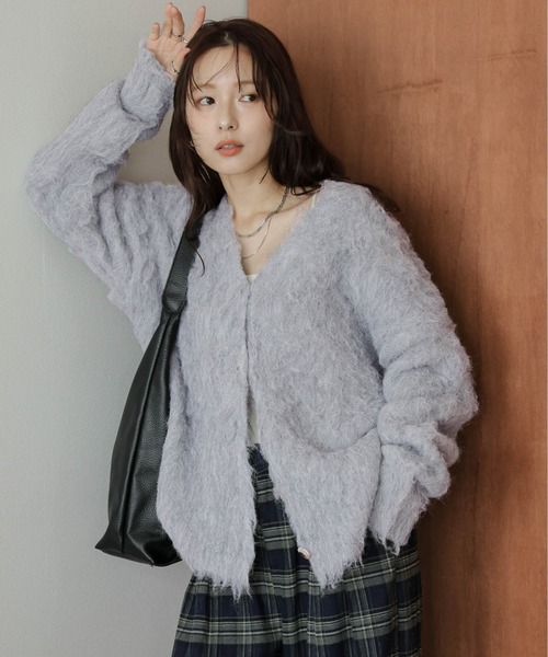 AMELY(エミリー)の「ルーズシャギー ニットカーディガン(カーディガン/ボレロ・レディース・グレー/ブラック/アイボリー/ブラウン/ピンク/グリーン/オレンジ・フリー)」の17枚目の写真