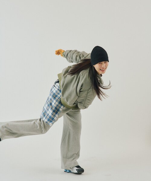 WHIMSIC（ウィムジック）の「【UNISEX】リブニットキャップ（ハット・レディース・グレー/ブラック/ブラウン/レッド・FREE）」の6枚目の写真