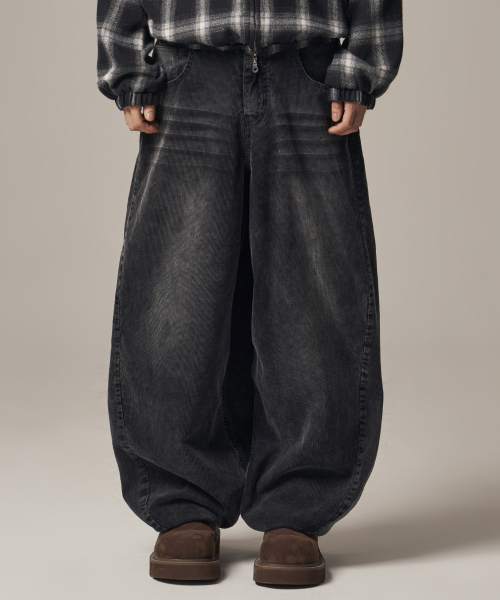 IDWS(アイドンワナセル)の「Viego Corduroy Balloon Pants Black(その他パンツ・レディース・その他・0/1/2)」の9枚目の写真