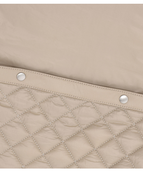 NICE GHOST CLUB(ナイスゴーストクラブ)の「STITCH PUFFER ANGELS CROSSBAG_BEIGE(NG2FFUAB41A)(メッセンジャーバッグ・レディース・ベージュ・F)」の6枚目の写真
