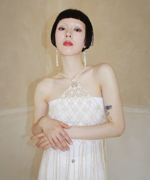 RUBATI(ルバティ)の「マクラメホルターネックドレス_クリーム(ワンピース・レディース・その他・ONE SIZE)」の4枚目の写真