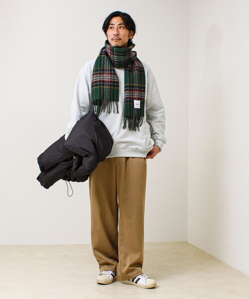 GLOSTER（グロスター）の「【カシミヤブレンド】ウールリバーシブルチェックマフラー（マフラー・メンズ・レッド系その他/ブルー系その他/グリーン系その他/ブルー系その他6/グレー系その他/ブルー系その他7/ブラック系その他/ブルー系その他5・FREE）」の18枚目の写真