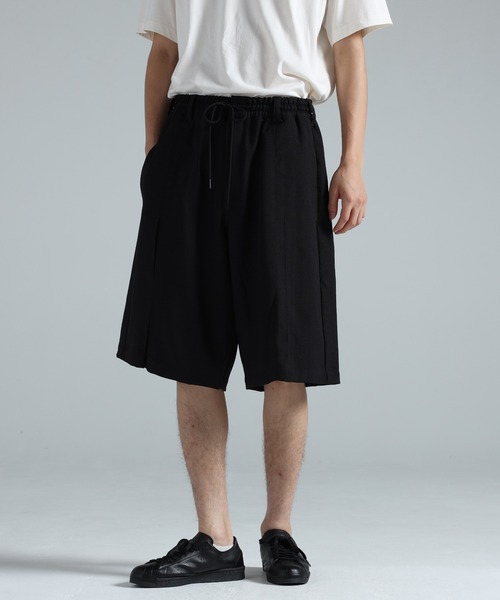 Y-3(ワイスリー)の「Y-3 SPORT UNIFORM PLEATED SHORTS(その他パンツ・メンズ・ブラック・X-SMALL/SMALL/MEDIUM/LARGE)」の1枚目の写真