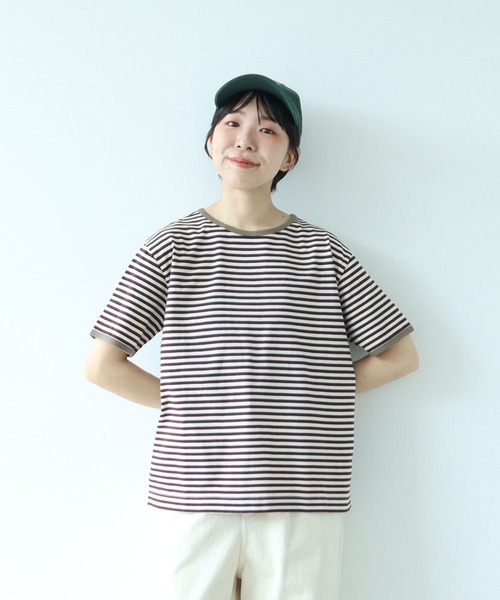 PAR ICI（パーリッシィ）の「ボーダー配色バインダー 半袖Tシャツ【SEASON COLOR】（Tシャツ/カットソー・レディース・ブラック/ダークブラウン/カーキ/マスタード/グリーン系その他/イエロー/ピンク系その他/アイボリー/ブルー系その他・FREE）」の20枚目の写真