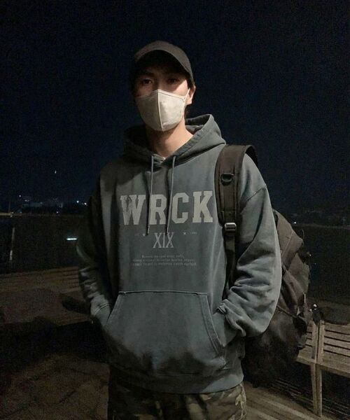 WILDROCK(ワイルドロック)の「WRCK VINTAGE ピグメントオーバーサイズフードパーカー_5 COL(パーカー・メンズ・ダークカーキ/ライトグレー/ピンク/ブルー/チャコール・SMALL/MEDIUM/LARGE)」の10枚目の写真