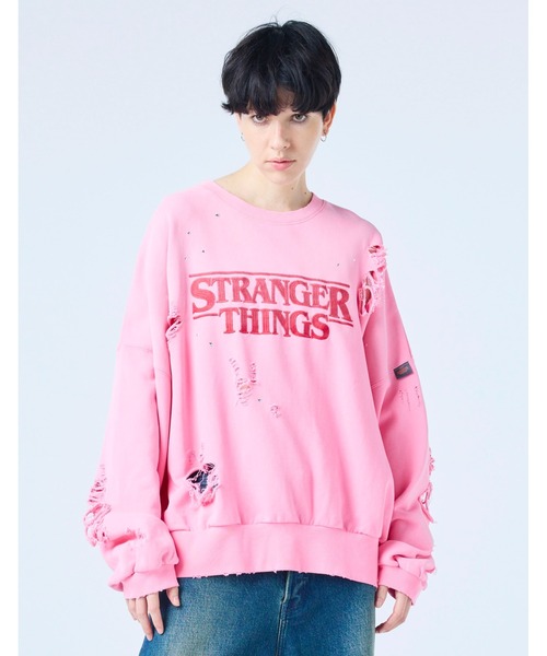 Little sunny bite(リトルサニーバイト)の「●Little sunny bite●stranger things x little sunny bite logo sweat top(スウェット・レディース・ホワイト/ピンク・MEDIUM/SMALL)」の2枚目の写真
