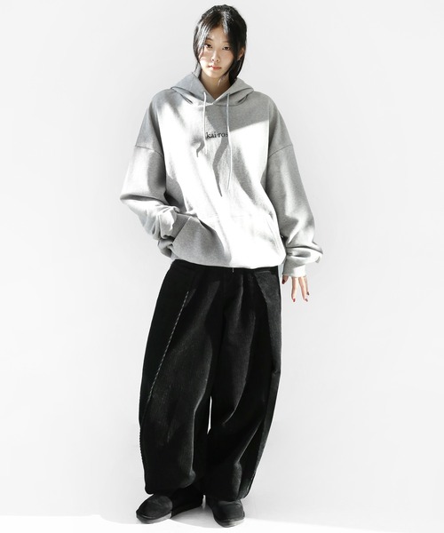 minsobi（ミンソビ）の「ディープタック コーデュロイワイドパンツ（デニムパンツ・メンズ・ブラック/ブラウン・FREE）」の9枚目の写真