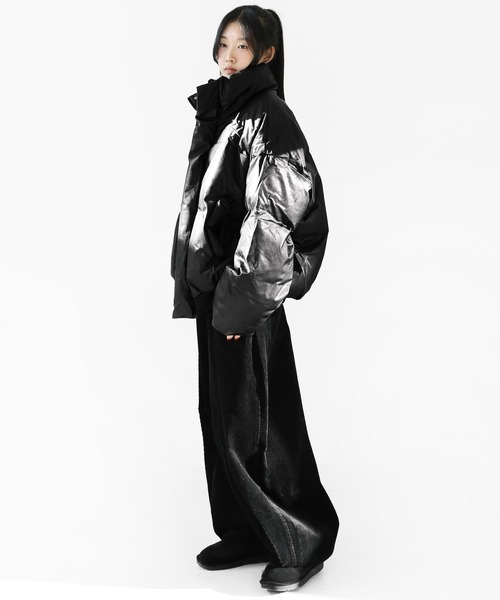 minsobi（ミンソビ）の「ディープタック コーデュロイワイドパンツ（デニムパンツ・メンズ・ブラック/ブラウン・FREE）」の13枚目の写真