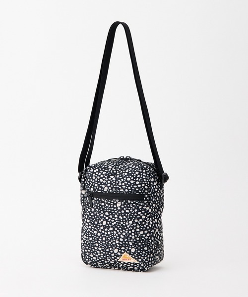 軽くて扱いやすい【KELTY】ES MINI VERTICAL SHOULDER ミニショルダー