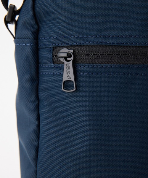 KELTY(ケルティ)の「軽くて扱いやすい【KELTY】ES MINI VERTICAL SHOULDER ミニショルダーバッグ 縦型(ショルダーバッグ・レディース・マスタード/ネイビー/ベージュ/ブラック系/アニマル/スカイブルー/オリーブ/ブラウン系/ブラック/ホワイト系/セージグリーン/レオパード/タン・ONE SIZE)」の22枚目の写真