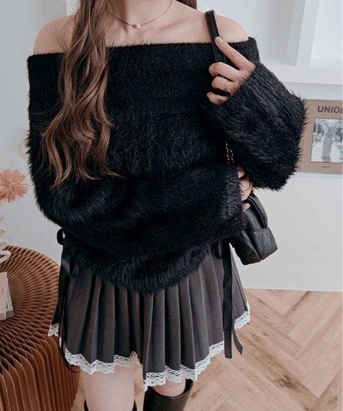 kirakiraShop(キラキラショップ)の「シャギー オフショルダー リボン ニット トップス(ニット/セーター・レディース・ブラック/チャコール/ホワイト/ピンク・FREE)」の13枚目の写真