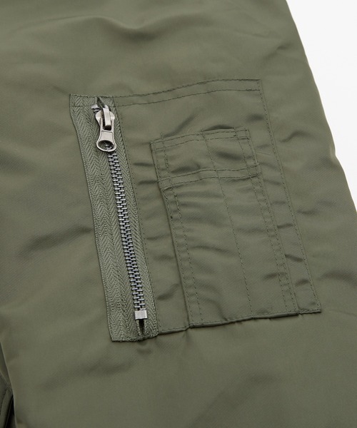 improves（インプローブス）の「ヘビーポリナイロン MA-1ジャケット（MA-1・メンズ・カーキ/ブラック・SMALL/MEDIUM/X-LARGE/LARGE）」の7枚目の写真