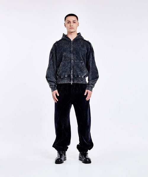 51%(フィフティーワンパーセント)の「Triangle sweatpants - Navy(スウェットパンツ・メンズ・その他・M/L)」の4枚目の写真