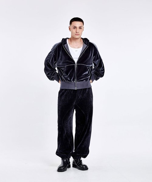 51%(フィフティーワンパーセント)の「Triangle sweatpants - Navy(スウェットパンツ・メンズ・その他・M/L)」の7枚目の写真