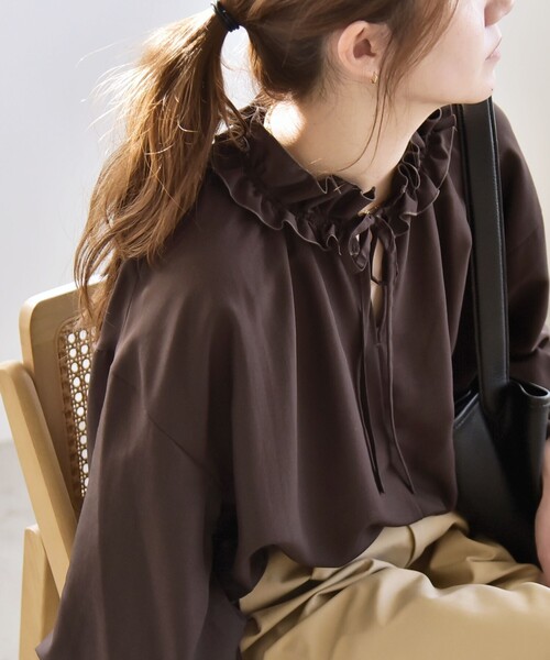 quaranciel:〈洗濯機可能〉フリルカラー リボン ギャザースリーブ