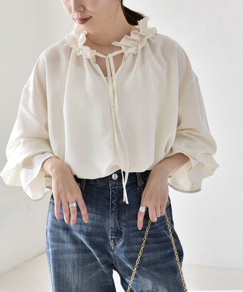 quaranciel(カランシエル)の「quaranciel:〈洗濯機可能〉フリルカラー リボン ギャザースリーブ ブラウス(シャツ/ブラウス・レディース・ライトブルー/ホワイト/ブラウン/ブラック・ONE SIZE)」の22枚目の写真