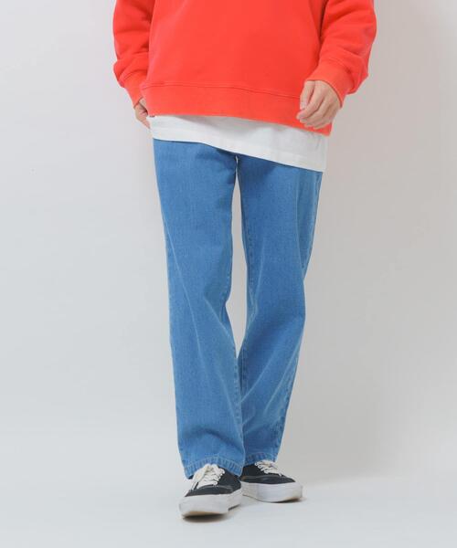 ITEMS URBANRESEARCH（アイテムズ アーバンリサーチ）の「5-pocket DENIM PANTS（デニムパンツ・メンズ・ブラック/ブルー/インディゴブルー・MEDIUM/LARGE）」の3枚目の写真