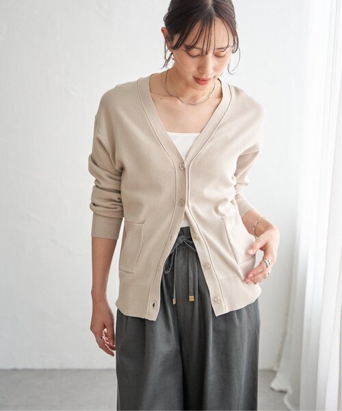 ikka(イッカ)の「【UVケア/毛玉防止】コットンMIXニットカーディガン(カーディガン/ボレロ・レディース・オフホワイト/サックスブルー/ブラック/ベージュ・L/M)」の12枚目の写真