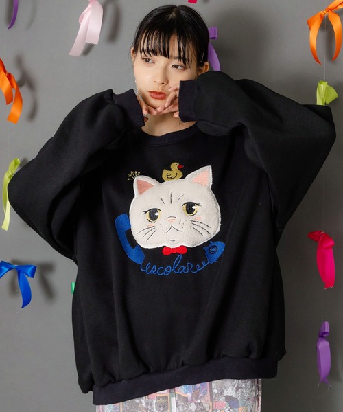 ScoLar(スカラー)の「153768:ネコのボアアップリケ×刺繍 裏起毛プルオーバー(Tシャツ/カットソー・レディース・ブラック/グリーン/ピンク・M)」の2枚目の写真