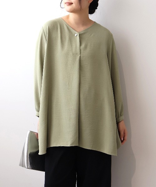 セール】【WEB/一部店舗限定】【LL～6L 大きいサイズ】Vネックブラウス