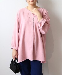 MB mint breeze（エムビーミントブリーズ）の「【WEB/一部店舗限定】【LL～6L 大きいサイズ】Vネックブラウス（シャツ/ブラウス）」