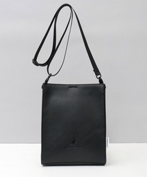 KANGOL（カンゴール）の「＜A.M.S.別注＞ レザー調 スクエア ミニショルダーバッグ（ショルダーバッグ）」