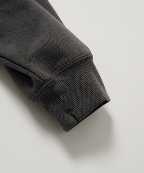 In・stru(men-tal).(インストルメンタル)の「【MIHARAYASUHIRO/ミハラヤスヒロ】HEAVY WEIGHT FRENCH TERRY PULLOVER【定番】/in・stru(men-tal).(スウェット・メンズ・ダークグレー/ブラック・48/46/44)」の12枚目の写真