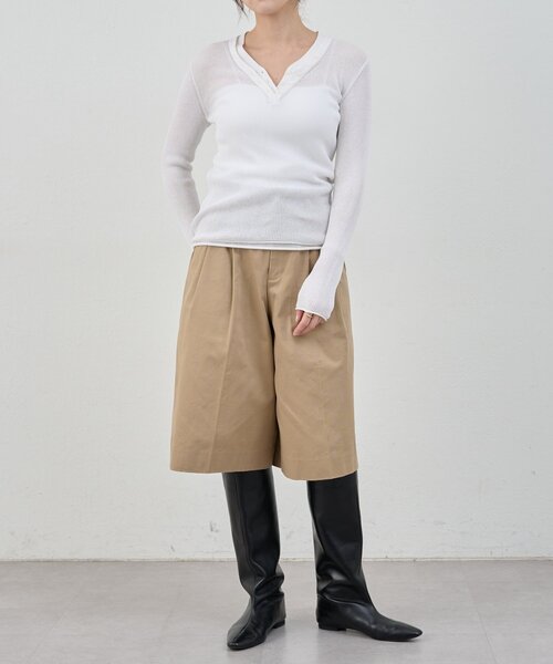 SHENERY（シーナリー）の「ヘンリーネックレイヤードニット（ニット/セーター・レディース・グレー/オフホワイト/イエロー・FREE）」の5枚目の写真