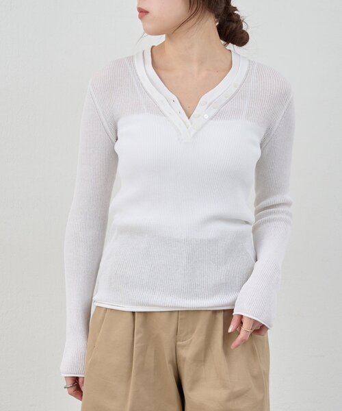 SHENERY（シーナリー）の「ヘンリーネックレイヤードニット（ニット/セーター・レディース・グレー/オフホワイト/イエロー・FREE）」の7枚目の写真