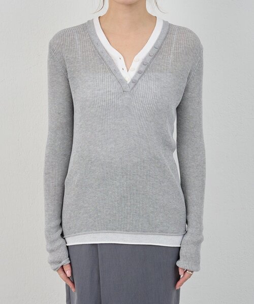 SHENERY（シーナリー）の「ヘンリーネックレイヤードニット（ニット/セーター・レディース・グレー/オフホワイト/イエロー・FREE）」の15枚目の写真