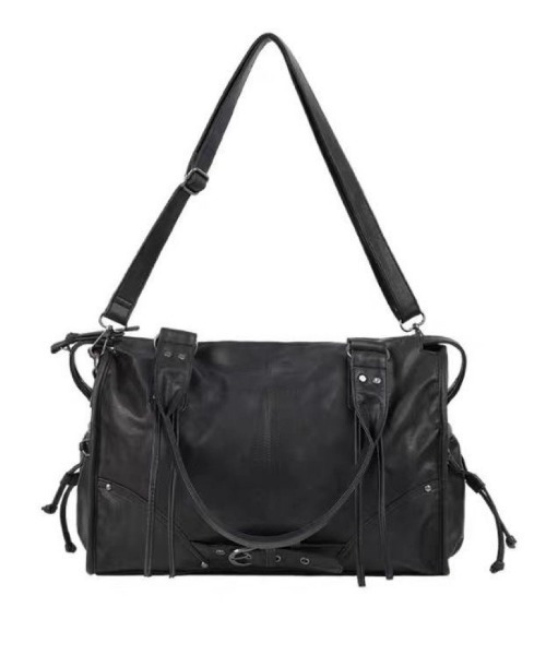 DIAVEL（ディアベル）の「【3色展開】バイカーデザインバッグ レースアップ×バックル /2WAYトートバッグ（ショルダー付き）（トートバッグ・レディース・ブラック/グレー/ピンク・F）」の22枚目の写真