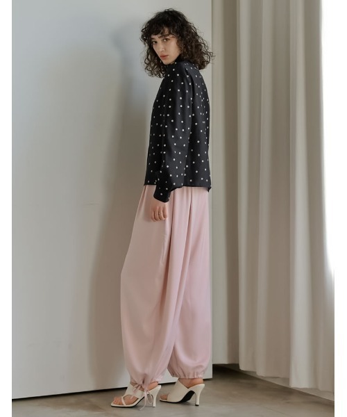Re:EDIT（リエディ）の「[2026S/S PRE ORDER]マルチウェイドットor無地リボンタイ付きシアーシャツ（シャツ/ブラウス・レディース・ホワイト系その他/ホワイト/イエロー/ブラック系その他/ブラック・LARGE/MEDIUM）」の18枚目の写真