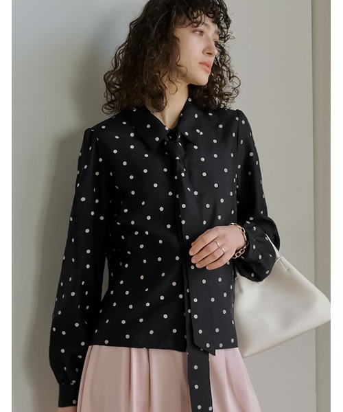 Re:EDIT（リエディ）の「[2026S/S PRE ORDER]マルチウェイドットor無地リボンタイ付きシアーシャツ（シャツ/ブラウス・レディース・ホワイト系その他/ホワイト/イエロー/ブラック系その他/ブラック・LARGE/MEDIUM）」の20枚目の写真