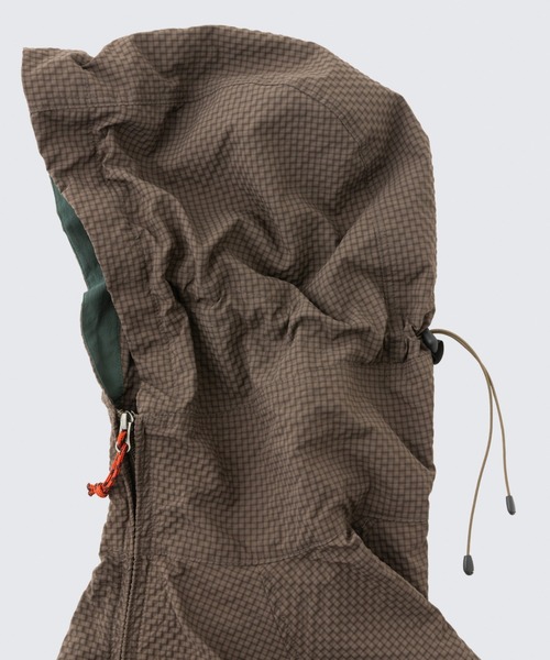 WILD THINGS（ワイルドシングス）の「ゲッコーライトパーカー│GECKO LIGHT PARKA（ナイロンジャケット・メンズ・ライトイエロー/ブラック/グリーン系その他3/ブラウン・M/S/XL/L）」の9枚目の写真