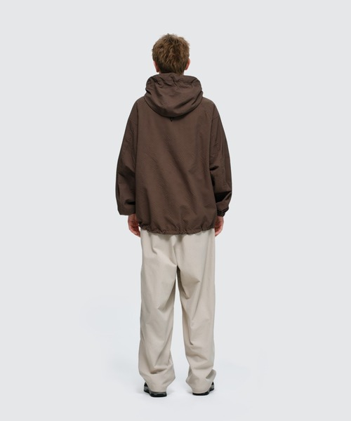 WILD THINGS（ワイルドシングス）の「ゲッコーライトパーカー│GECKO LIGHT PARKA（ナイロンジャケット・メンズ・ライトイエロー/ブラック/グリーン系その他3/ブラウン・M/S/XL/L）」の5枚目の写真