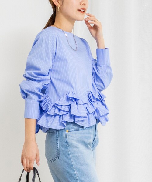 NOLLEY’S（ノーリーズ）の「【WEB限定】ウォッシャブルペプラムフリル2WAYブラウス（シャツ/ブラウス・レディース・ブルー系その他3/オフホワイト・FREE）」の2枚目の写真