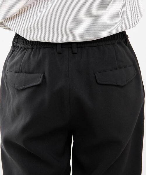 MEN'S MELROSE(メンズメルローズ)の「ストレッチダブルクロス リラックステーパードパンツ(その他パンツ・メンズ・ベージュ/グレー/ブラック・2/3/4)」の11枚目の写真