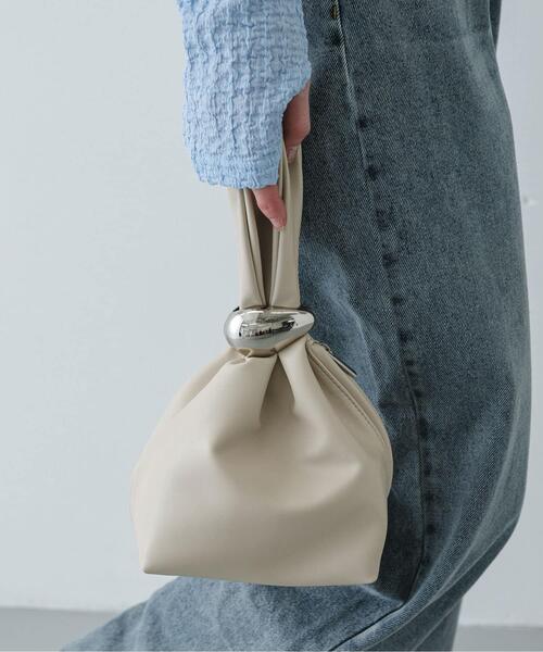 SENSE OF PLACE by URBAN RESEARCH（センスオブプレイスバイアーバンリサーチ）の「メタルツキキンチャクバッグ（ハンドバッグ・レディース・ブラウン/ブラック/ライトベージュ・ONE）」の3枚目の写真