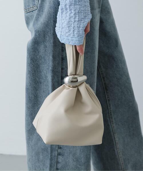 SENSE OF PLACE by URBAN RESEARCH（センスオブプレイスバイアーバンリサーチ）の「メタルツキキンチャクバッグ（ハンドバッグ・レディース・ブラウン/ブラック/ライトベージュ・ONE）」の22枚目の写真