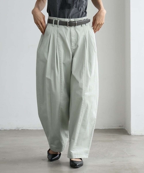 MICHEL KLEIN(ミッシェル・クラン)の「チノバレルパンツ(チノパンツ・レディース・ミント/サンドベージュ・38/40)」の11枚目の写真