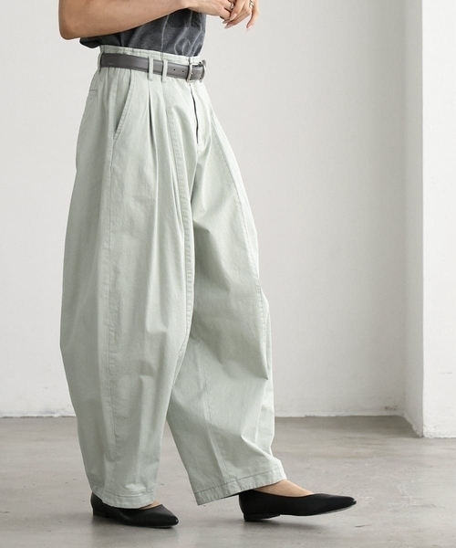MICHEL KLEIN(ミッシェル・クラン)の「チノバレルパンツ(チノパンツ・レディース・ミント/サンドベージュ・38/40)」の13枚目の写真