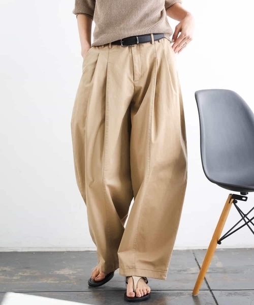 MICHEL KLEIN(ミッシェル・クラン)の「チノバレルパンツ(チノパンツ・レディース・ミント/サンドベージュ・38/40)」の18枚目の写真