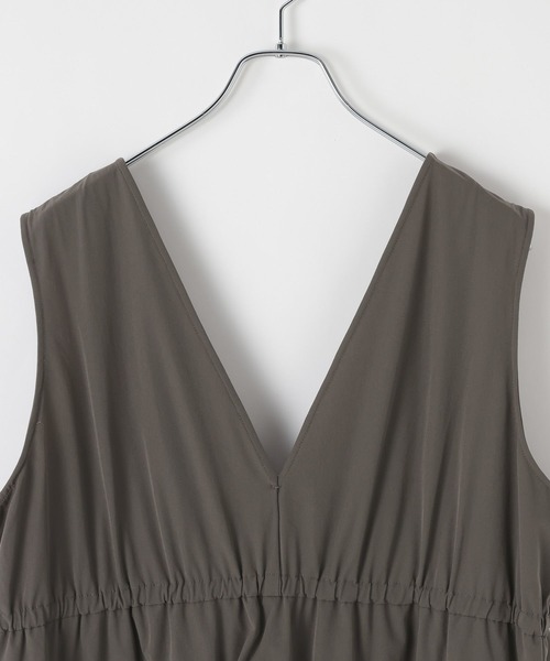 LEPSIM(レプシィム)の「ドッキングオールインワン2 645461(つなぎ/オールインワン・レディース・チャコールグレー/ブラック/ダークカーキ・FREE)」の6枚目の写真