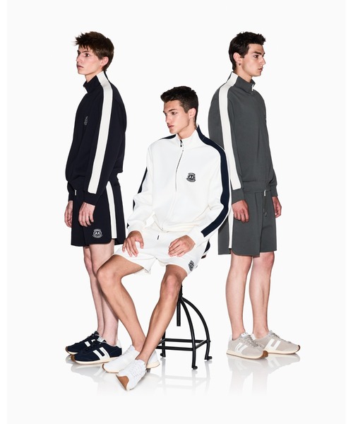 ARMANI EXCHANGE(アルマーニエクスチェンジ)の「【A|X アルマーニ エクスチェンジ】AXロゴ サイドテープ スタンドカラージップアップスウェットシャツ(スウェット・メンズ・セージグリーン/ダークネイビー/ホワイト・X-SMALL/X-LARGE/SMALL/MEDIUM/LARGE)」の6枚目の写真