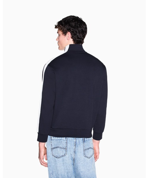 ARMANI EXCHANGE(アルマーニエクスチェンジ)の「【A|X アルマーニ エクスチェンジ】AXロゴ サイドテープ スタンドカラージップアップスウェットシャツ(スウェット・メンズ・セージグリーン/ダークネイビー/ホワイト・X-SMALL/X-LARGE/SMALL/MEDIUM/LARGE)」の9枚目の写真