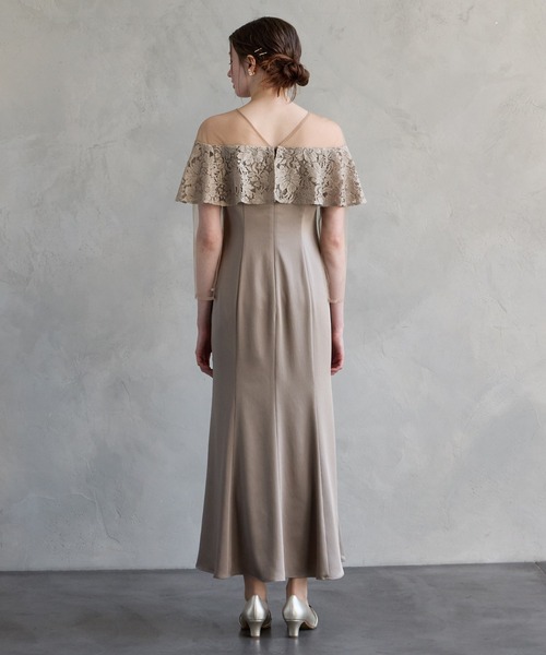 AIMER(エメ)の「オフショルダーレースラッフルサテンソフトマーメイドパーティードレス 結婚式 お呼ばれ ドレス 20代 30代(ドレス・レディース・モカ/ブラック/サックスブルー・MEDIUM)」の14枚目の写真