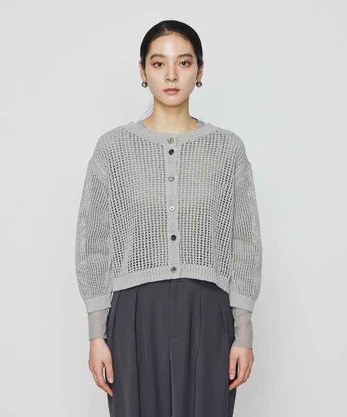 Gabardine K.T(ギャバジンケーティー)の「和紙×peフリーゼヤーン スクエアメッシュ2WAYカーディガン(カーディガン/ボレロ・レディース・グレー/オフホワイト・9号)」の10枚目の写真